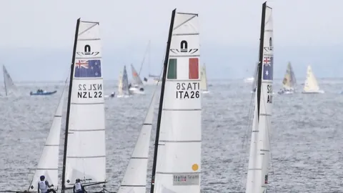 【篮球风云录】状元对决探花：揭秘CBA新秀巅峰对决！